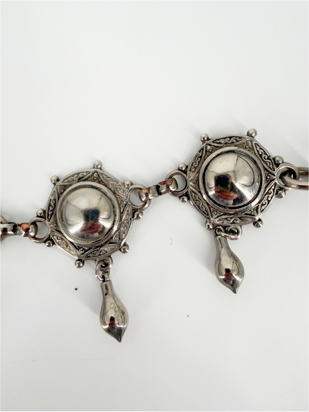 Vintage Metal Chain Boho Dangle Belt Medallion New York Studio - Picture 7 of 11